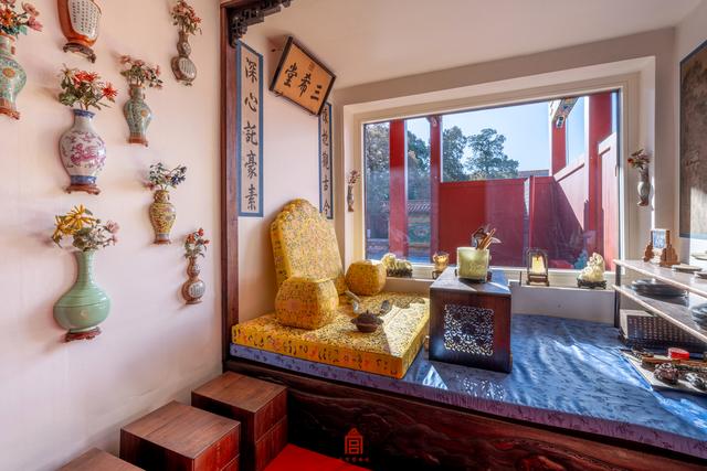 故宫养心殿开放首日人气火爆，外地游客临时改行程来探访