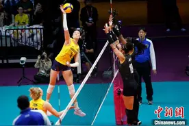 2024女排世俱杯：意大利科内利亚诺女排3:0胜巴西海滩女排图片