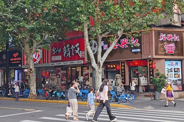 打卡必备！愚园路玩法“天花板”→
