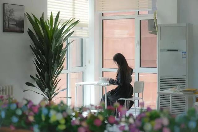 推开南开的窗，你会看到——