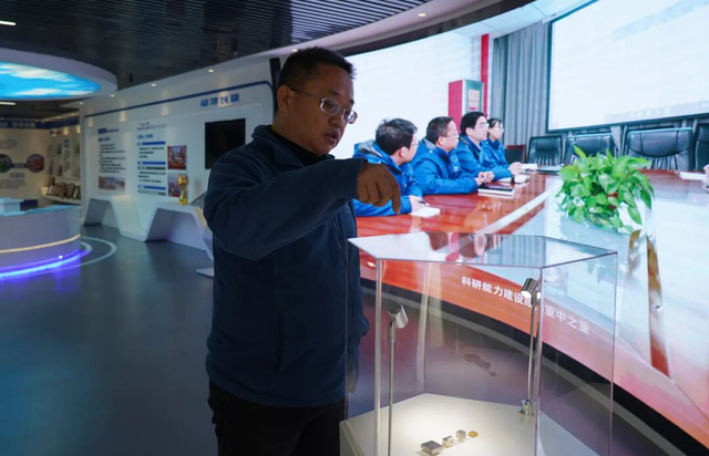 陕西西安市阎良区：5毫米厚、比一枚硬币还小，这款电源模块刷新世界记录