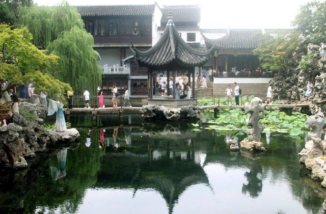 江苏苏州：立秋暑热未消 狮子林觅清凉