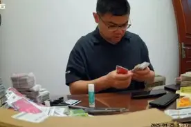 快递员涉嫌变卖107万元加油卡事件进展：警方已立案，涉事快递员疑似已停职；律师：最高判无期徒刑图片