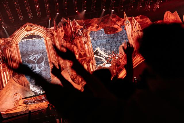 全球顶级音乐节品牌落地上海，“室内幻境”联动全域文旅