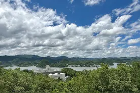 不拆不迁坐享其“成”！高寨村民：数企来了院子活了图片