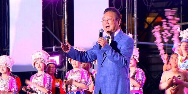 绿色中国·看彭水：第八届渝东南生态民族旅游文化节开幕