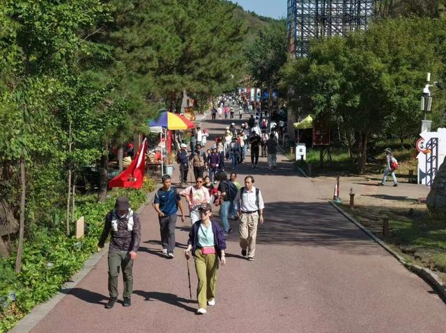 盛世华章，醉美金山岭——金山岭长城国庆中秋双节假期圆满收官！