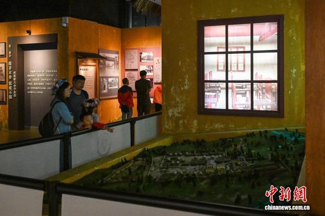 云南师范大学西南联大旧址迎暑期参观热潮