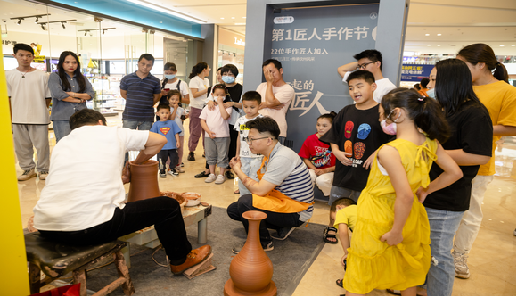 马不停蹄来钦州 | 第二站，“粤港风情街”冲呀！