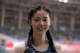 “非清华不上”田径小美女刘峡君：目标不止高考图片