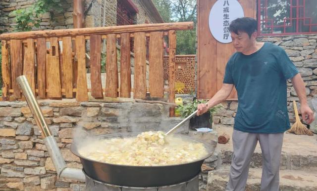 抓住暑假的小尾巴丨来四门洞村解锁新玩法！
