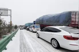 出行注意安全！受降雪影响 宁夏、青海多条高速临时交通管制图片