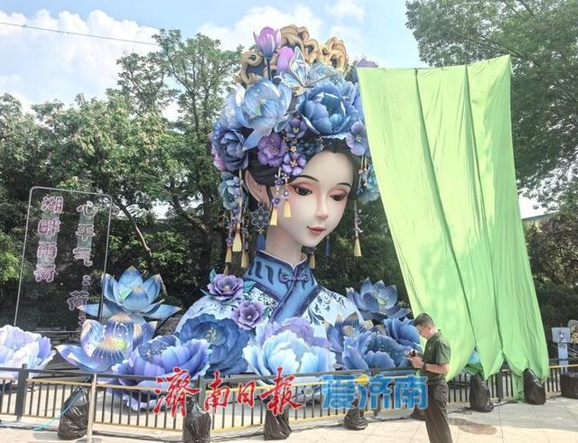 “湖畔雨荷2.0”计划于今晚正式与市民游客见面