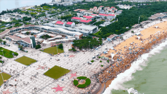 日照海边！“下饺子”模式！今夏顶流避暑地！