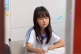 深圳小学生将《APT》改编成期末版考试好运歌！网友：全科拿下！图片