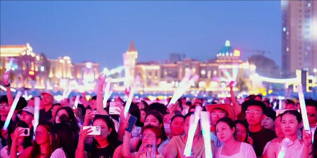 一场音乐节架起民族交流桥梁，奏响喀什夏日文旅乐章