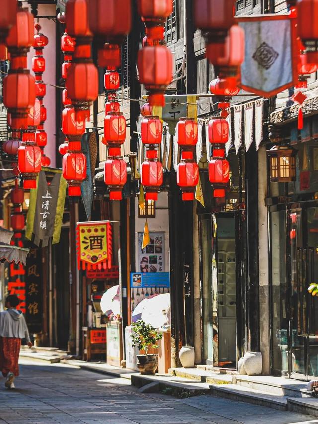 @全国公安民警！龙虎山景区免票啦！
