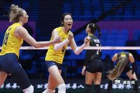 归来仍是“顶流”！朱婷亮相世俱杯 助球队赢下开门红图片