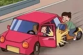 云警说道 |  第一百三十七期——车门到底应该怎么开？出行警惕“开门杀”，这些细节很重要图片