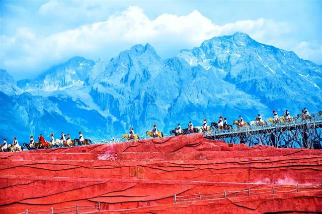 去云南双飞游，直降500元，9月20号起飞，最凉爽的季节开启浪漫的旅程