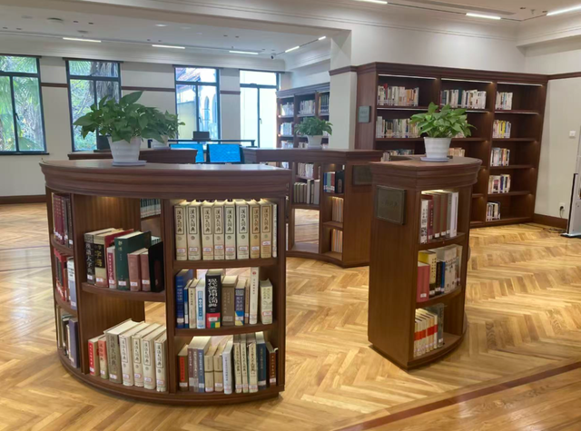 上海人的“寻根地图”更新了！静安长乐路上，新添一处家谱文化新地标→