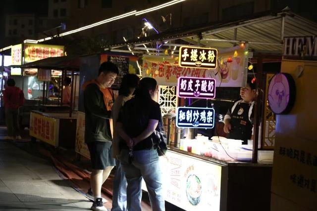 乘着高铁游白山 | 江源区“乘高铁 迎华诞”百姓舞台展风采专场演出火热上演
