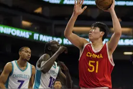 抵达芝加哥参加NBA联合试训，杨瀚森选秀行情看涨图片