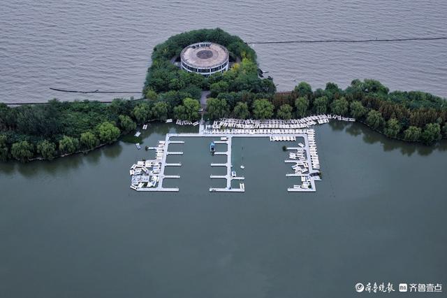 浙江湖州月亮湾广场，美丽家园