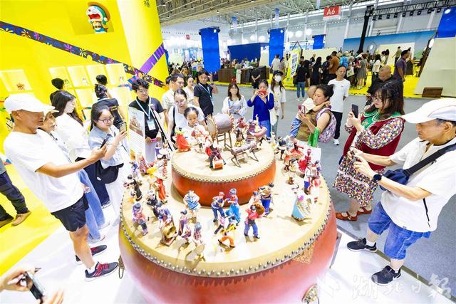 “科技+文化”重新定义诗和远方  22万游客在武汉“预见”未来文旅