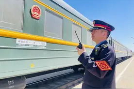 坐火车去蒙古国，总共分几步？图片
