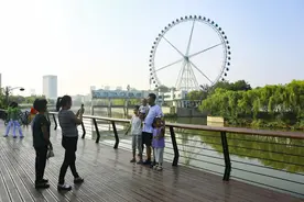 壹点十周年·回眸|十年不停息 换只此青绿图片