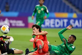 U17亚洲杯︱首战不敌东道主沙特，中国国少队上演失误集锦图片