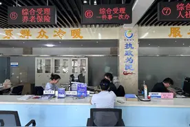 即墨区段泊岚镇：优化营商不止步，高效办证显速度图片