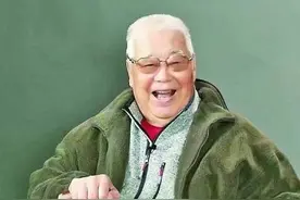 驼铃犹在耳畔 常忆英雄虎胆图片