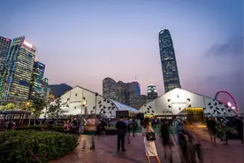 第九届ART CENTRAL回归香港中环海滨图片