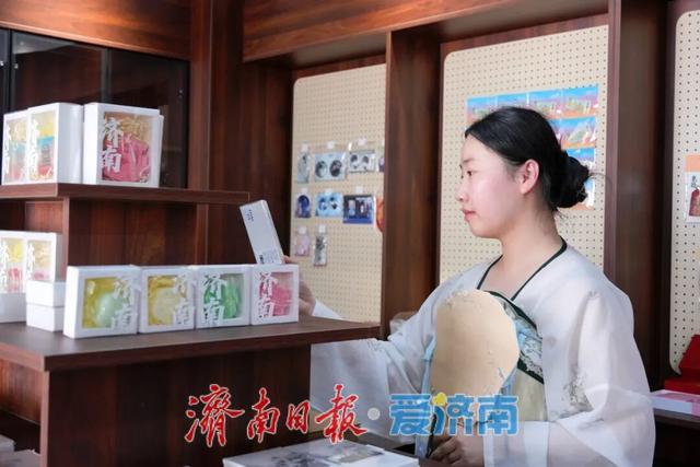 一年四季 泉在济南 | “古城”焕新迎国庆 文旅商融合绘就消费新图景