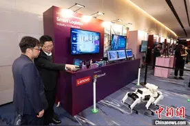 联想集团香港创新科技大会展示AI创新成果图片