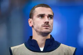 记者：格列兹曼原本在新一期法国队名单中，他因身心俱疲而退役图片