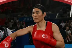 牛！李倩拳击75公斤级金牌图片