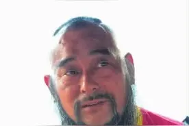 “扒龙船”36年，51岁沅陵汉子誓言“夺冠才剃胡子”图片