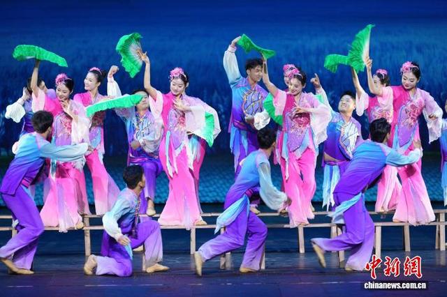 第十五届安徽国际文化旅游节开幕 五大文化同台演绎