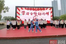 武汉洪山区青菱小学：学雷锋精神，绘五彩校园图片