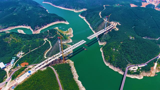 淅川县：丹江山水迎客 高速贯通三省