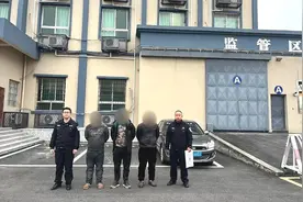 嫌钓鱼太慢，凌晨直接下湖捕鱼400多斤，3名男子涉嫌盗窃罪被抓图片