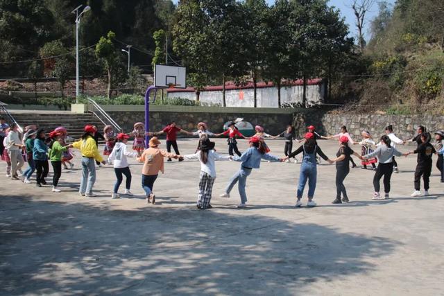 红军强渡乌江后，从瓮安这个村北上……