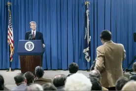 吉米·卡特的漫长告别：简单的正派，被时代低估的美国局外人总统图片