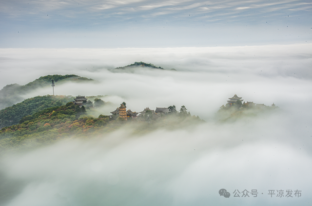 一入崆峒便为仙