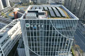 不得了！杭州一所中学会发电，每年可节省近20万元图片