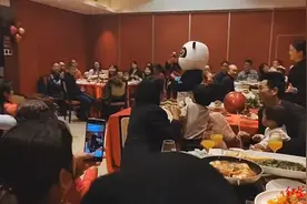 除夕年夜饭预订火热！“打包”“上门做菜”等服务上新图片