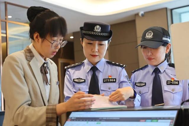 国庆，你不能错过的“警”彩天津→